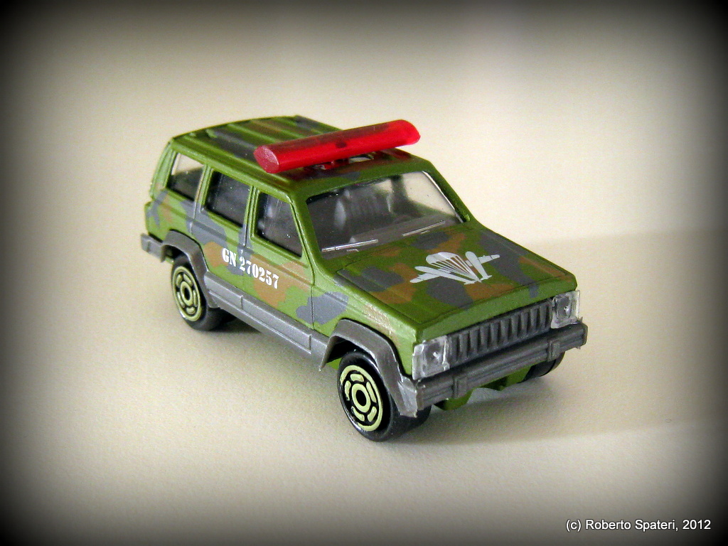 Majorette Jeep Cherokee (n.285-B)